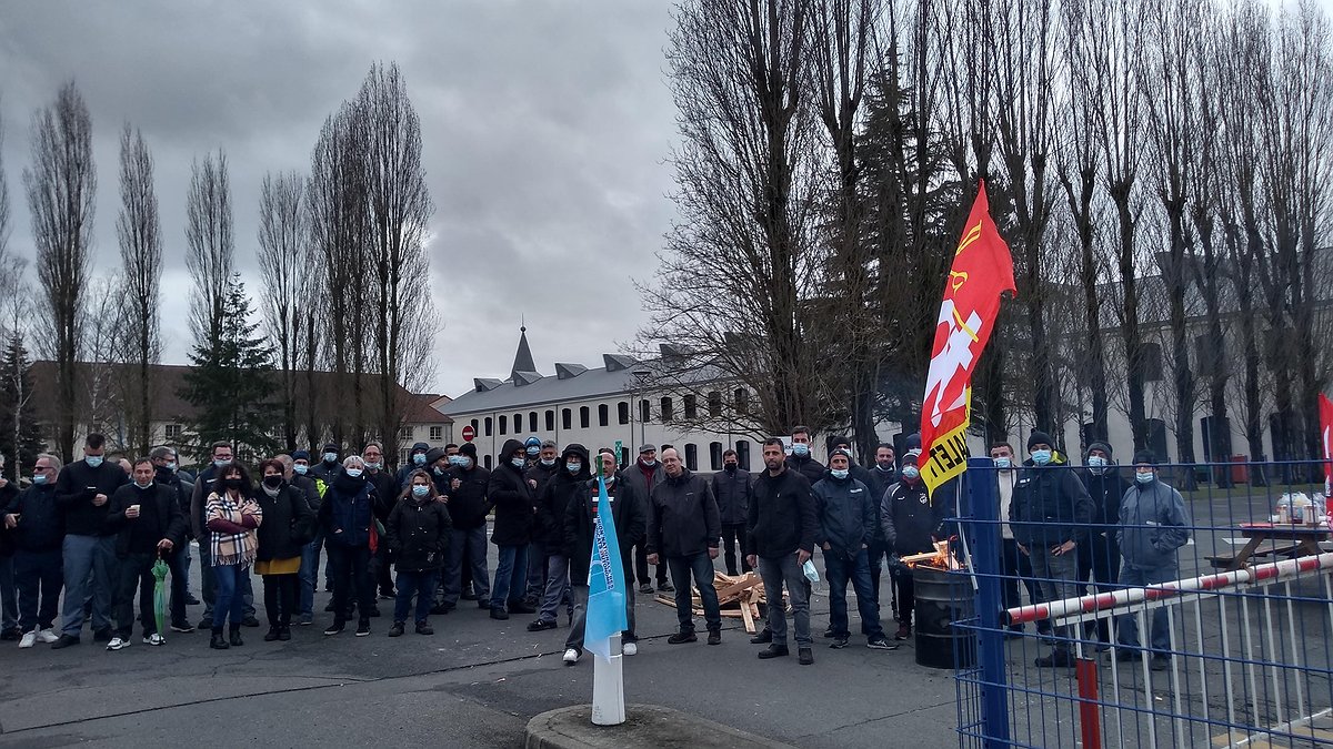 Les travailleurs ont relevé la tête