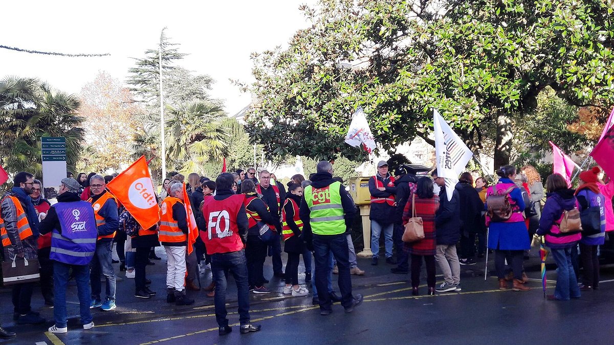 « En colère, pas de week-end supplémentaires ! »