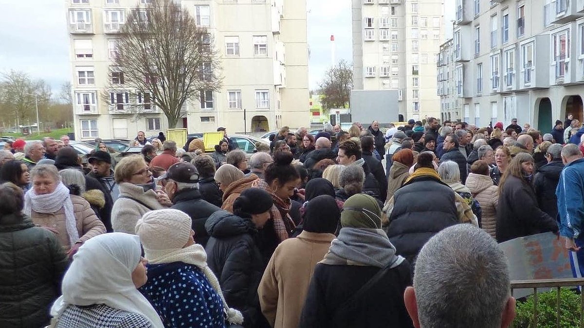 Contre les hausses de charges et de loyers