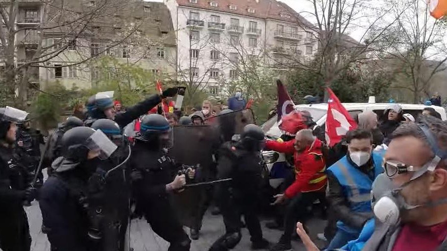 Violences policières contre le service d’ordre intersyndical