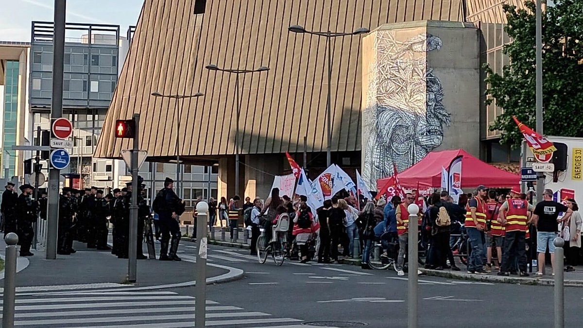 Ce sont tous les travailleurs qui sont attaqués