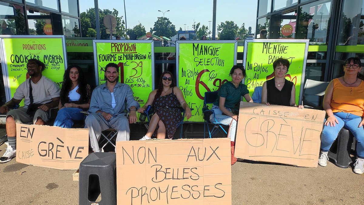 Les salariés demandent à la direction de passer à la caisse !