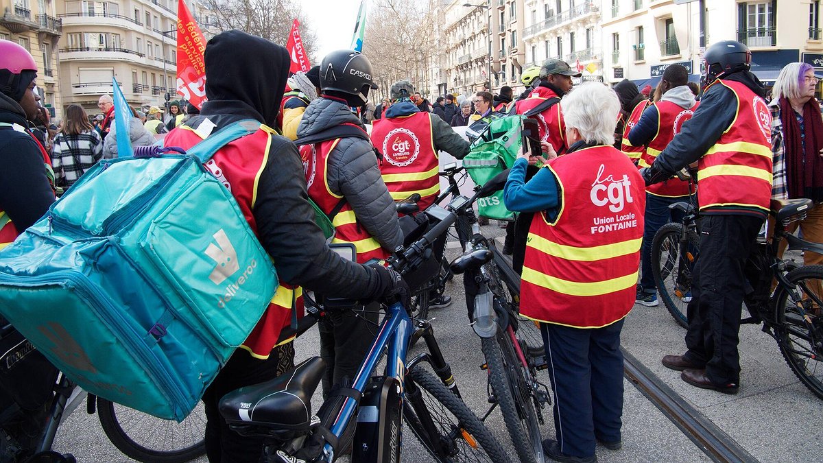 Une odieuse chasse aux sans papiers