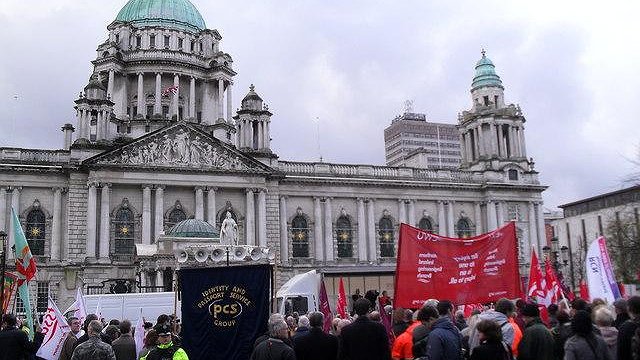 Irlande du Nord : grève massive des travailleurs du public