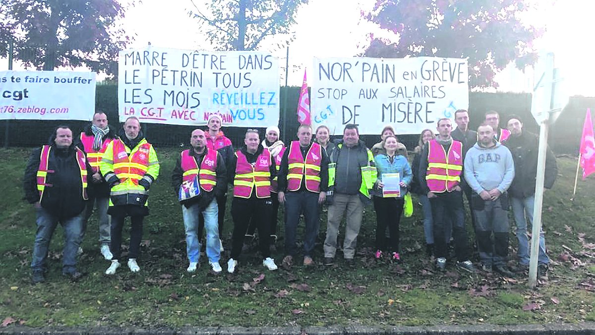 en grève  pour de meilleurs salaires