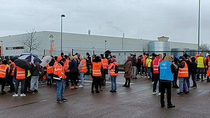 Illustration Grève pour les salaires dans l’entrepôt Solodi